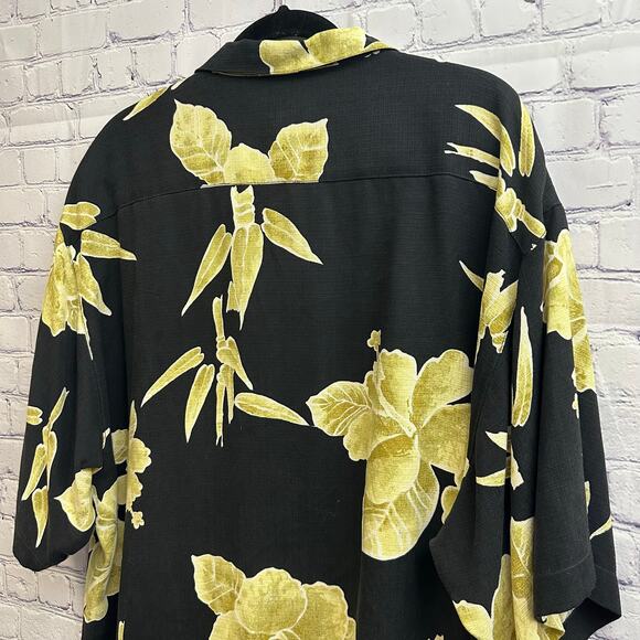 Tommy Bahama Black Yellow Floral 100% Silk Tropical Button Down Shirt Size XL - Picture 6 of 8
